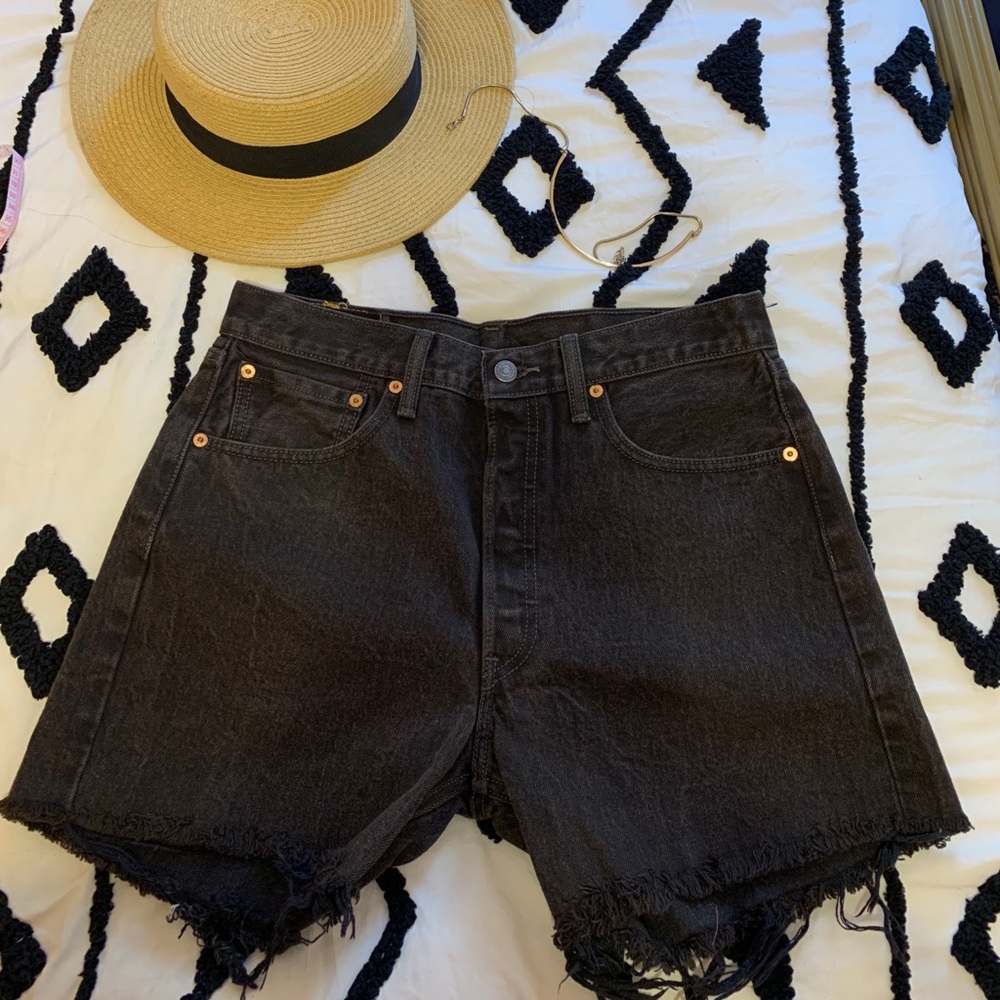 ❌❌S O L D ❌❌Vintage Levi’s shorts